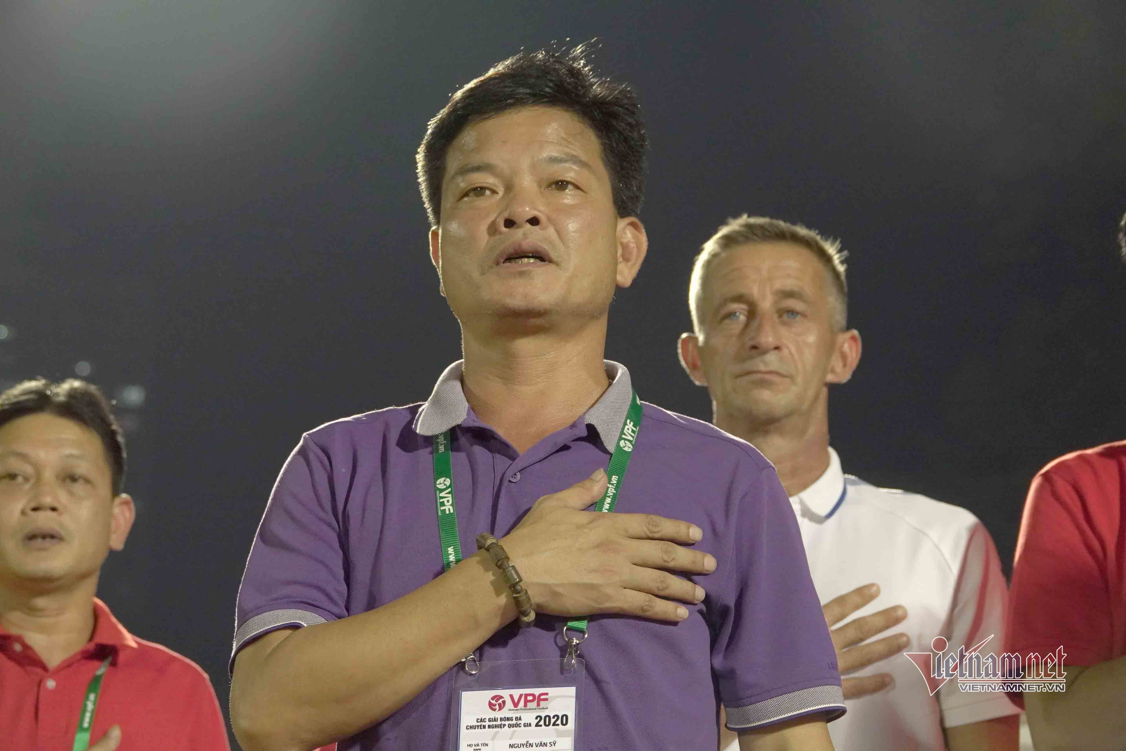 Nam Định dọa bỏ giải, V-League coi chừng... đói