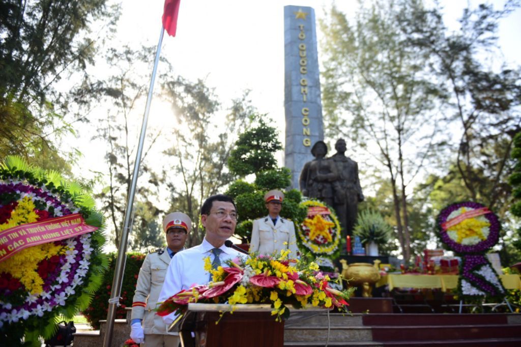 Diễn văn của Bộ trưởng Nguyễn Mạnh Hùng tại lễ tưởng niệm nghĩa trang liệt sĩ Tân Biên