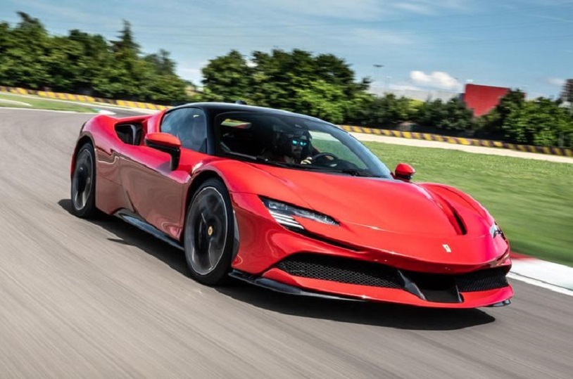 Những mẫu siêu xe nhanh nhất của Lamborghini và Ferrari