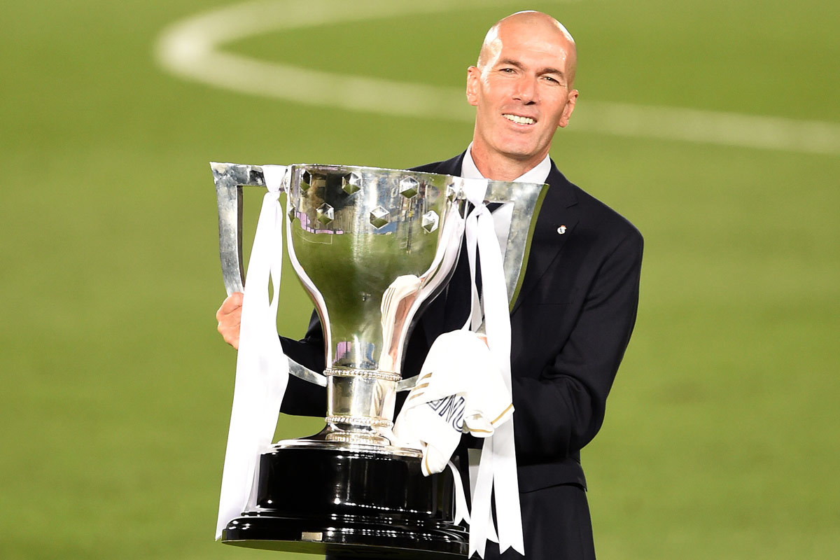 Juventus chào mời HLV Zidane bằng lương kỷ lục