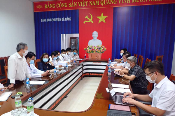 Thứ trưởng Y tế giải thích ca Đà Nẵng 3 lần dương tính nCoV vẫn chưa công bố