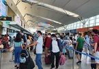 Các hãng bay tăng chuyến hỗ trợ du khách rời Đà Nẵng