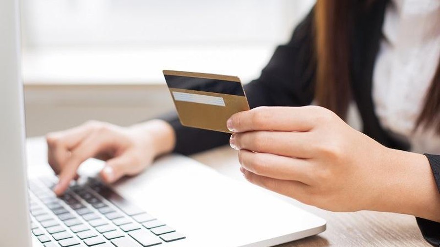 Cẩn trọng mất tiền khi lưu tài khoản ở trang mua bán online