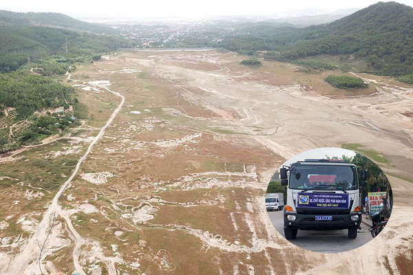 Hạn nặng, Quảng Ninh phải điều xe chở nước 'cứu khát' nhà hàng