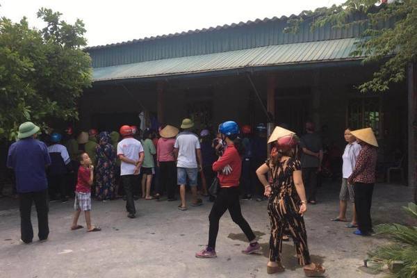 Thêm một người chết trong vụ mẹ khóa cửa tẩm xăng đốt ba con tự sát