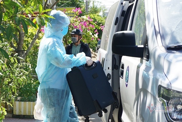 Thông báo khẩn tìm người tới quán cà phê, homestay tại Huế