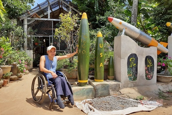 Thú chơi độc lạ ở Quảng Trị: Mua vỏ bom đạn trang trí khắp nhà