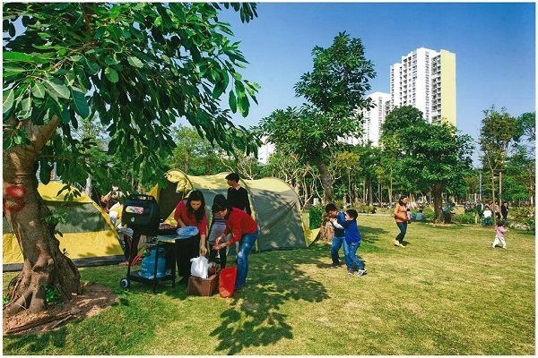 Hanoi relocates factories to clear land for public space