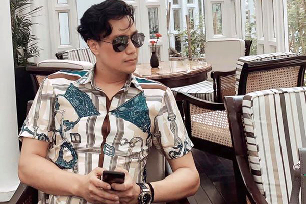 Việt Anh đối mặt với áp lực hậu ly hôn lần 2