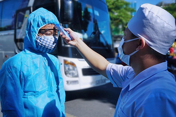 Hà Nội, Đà Nẵng thêm 9 ca Covid-19, cách ly hơn 81.000 người