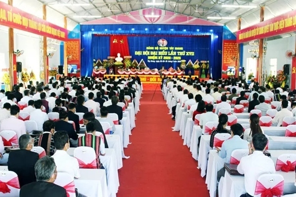 Phó Bí thư huyện ở Quảng Nam 'rớt' Ban chấp hành Đảng bộ huyện