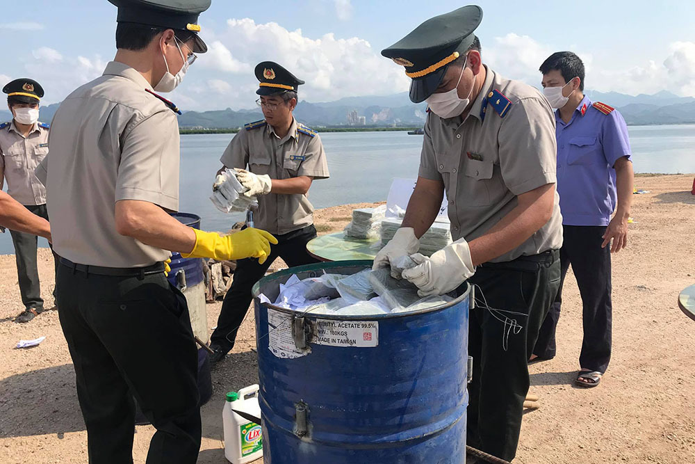 Quảng Ninh tiêu hủy 100 bánh heroin vận chuyển trái phép