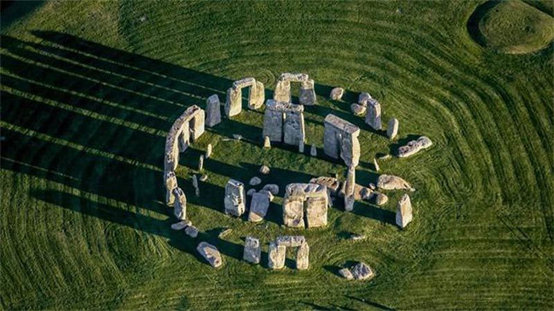 Tìm ra bí ẩn hàng nghìn năm của bãi đá nổi tiếng nhất nước Anh