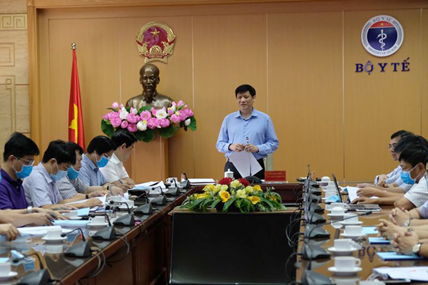Quyền Bộ trưởng Y tế: Dịch Covid-19 giai đoạn mới phức tạp hơn