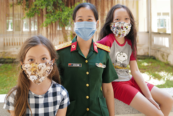 Hồng Nhung: 'Cách ly cho gia đình Bống sống một thế giới khác hẳn'