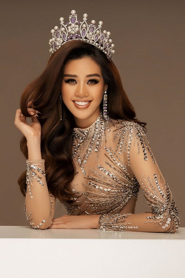 Khánh Vân nói gì khi Hoa hậu Hoàn vũ 2020 bị hoãn?