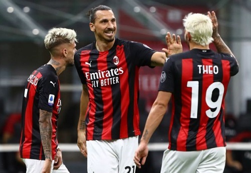 Ibrahimovic đi vào lịch sử Serie A, Milan đại thắng vòng hạ màn