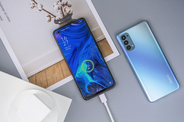 Oppo Reno4 & Reno4 Pro giá tốt, quà ‘khủng’