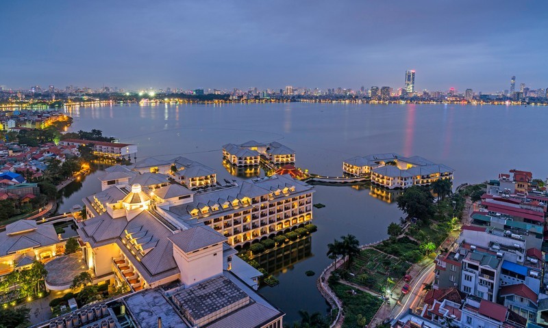 Mua bán khách sạn 5 sao hơn 350 triệu USD ở Việt Nam