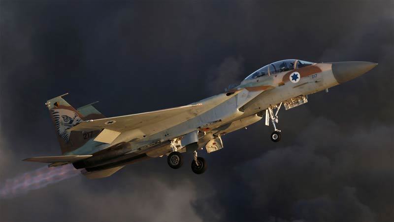 Chiến cơ Israel bắn phá một loạt cơ sở quân sự ở Syria