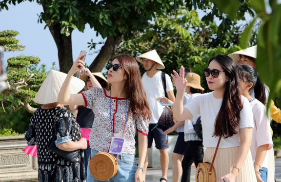Việt Nam tiếp tục kích cầu du lịch nội địa an toàn, hấp dẫn