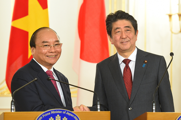 Thủ tướng Nhật Bản khâm phục nỗ lực chống dịch của Việt Nam