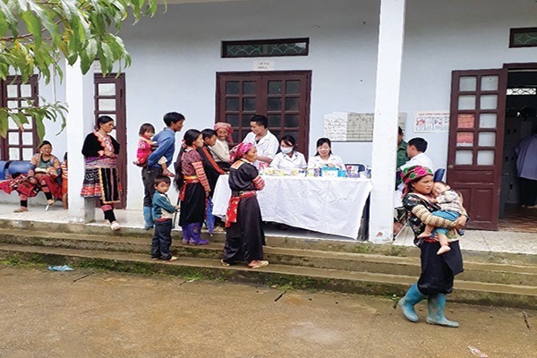 Hỗ trợ y tế cho đồng bào vùng cao Sìn Hồ