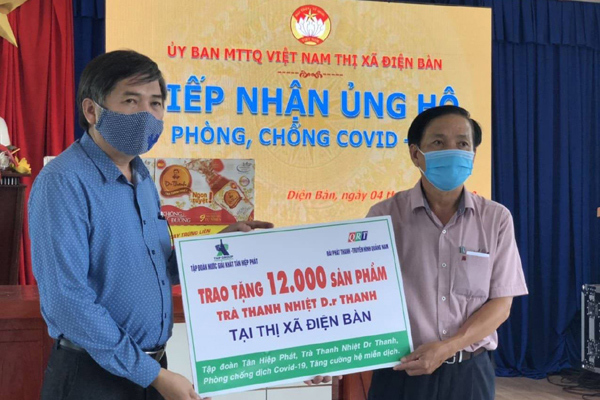 Tặng 36.000 sản phẩm Trà Thanh Nhiệt Dr Thanh ở Quảng Nam