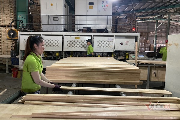 Hải quan ra quyết định, doanh nghiệp tạm vơi nỗi lo