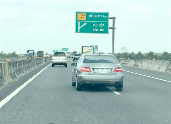 HCM City-Long An roads to be widened to cope with growing traffic