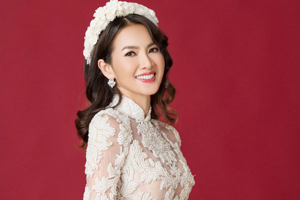 Anh Thư chờ người đàn ông mang lại cho mình cảm xúc