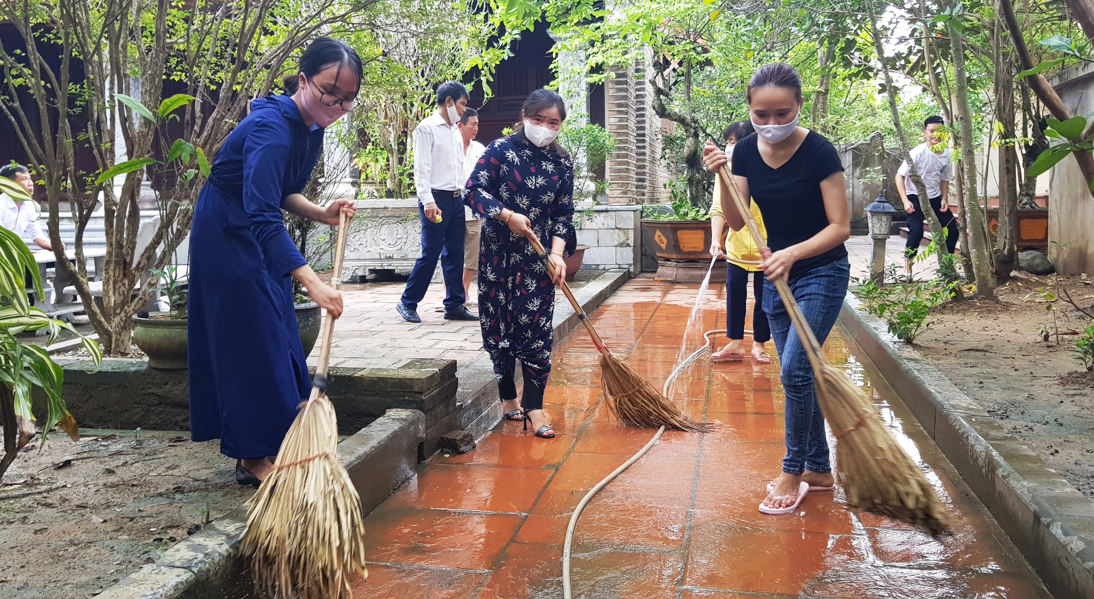 Nguyên Tổng Bí thư Lê Khả Phiêu giản dị trong ký ức người dân quê nhà