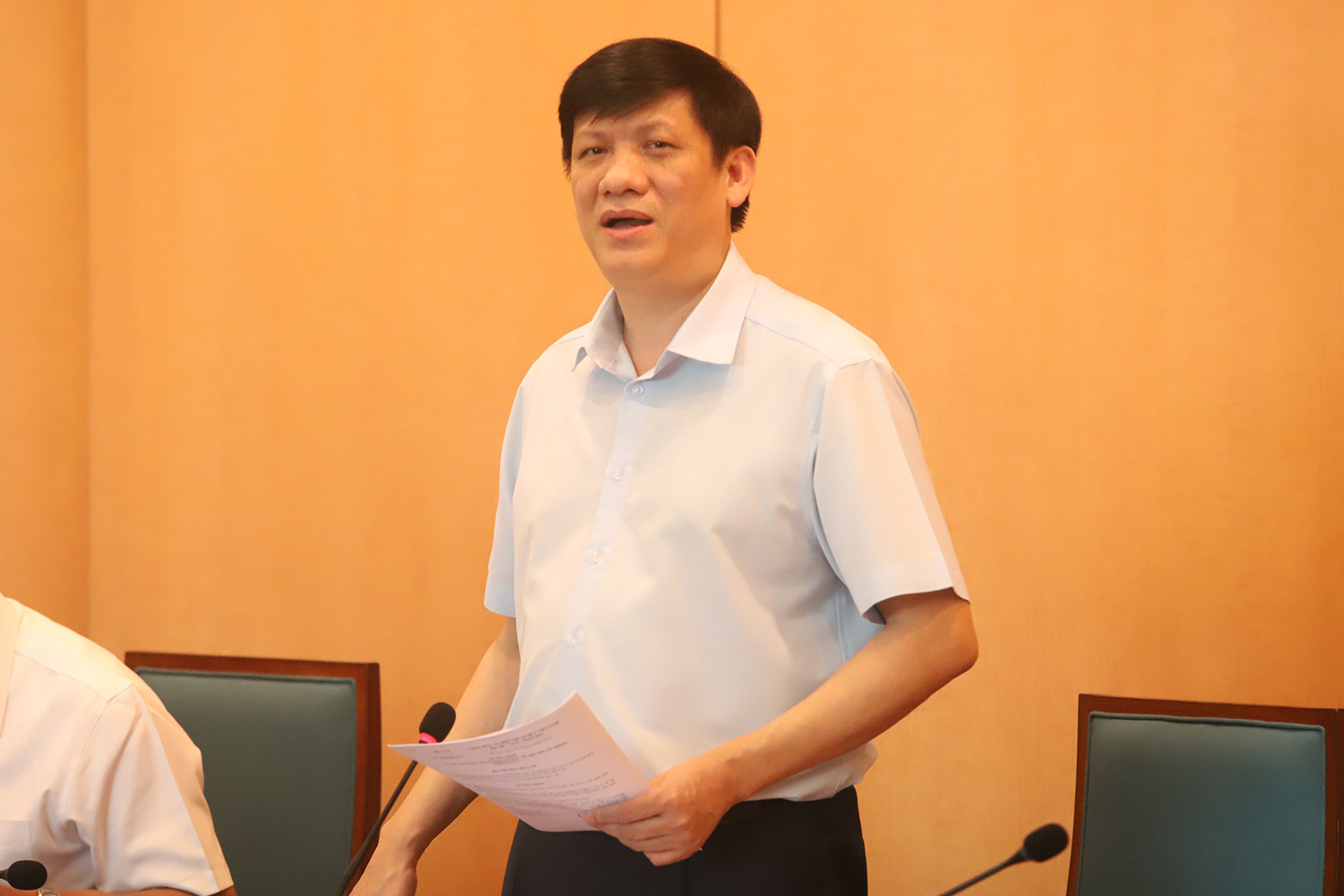 Rút nhóm chuyên gia xét nghiệm trong Đà Nẵng ra hỗ trợ Hà Nội