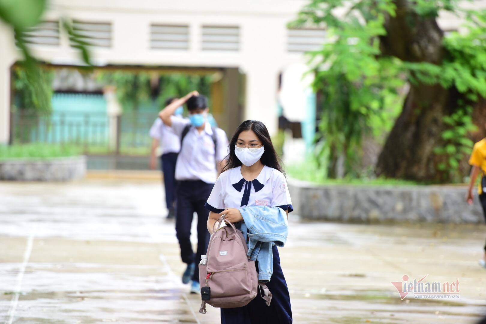 Gần 900.000 thí sinh làm thủ tục dự thi tốt nghiệp THPT năm 2020