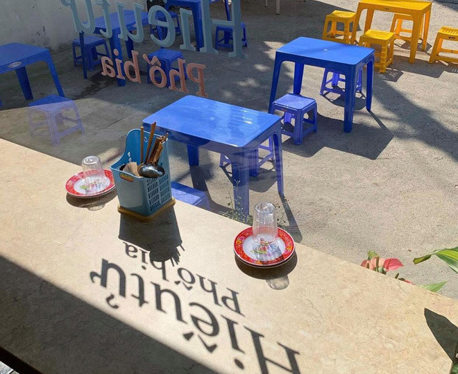 Quán vỉa hè Việt Nam 'mọc' lên giữa Seoul: Ghế nhựa, phở gà, cafe sữa đá Quan-via-he-vn-o-han-11