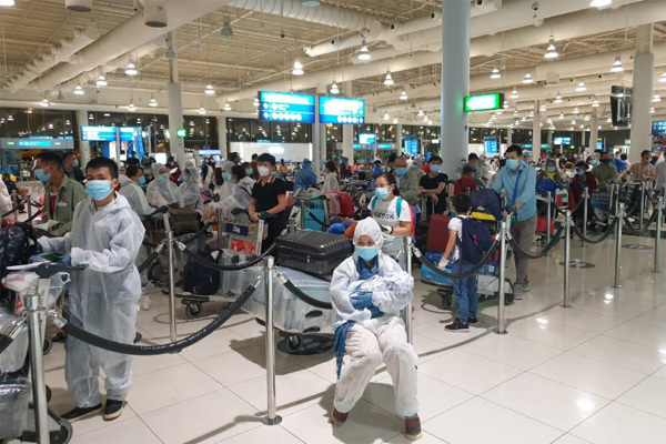 Đưa công dân từ UAE, Hàn Quốc, Canada về nước
