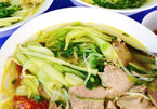 Rice noodle-taro soup, an unforgettable dish of Hanoi