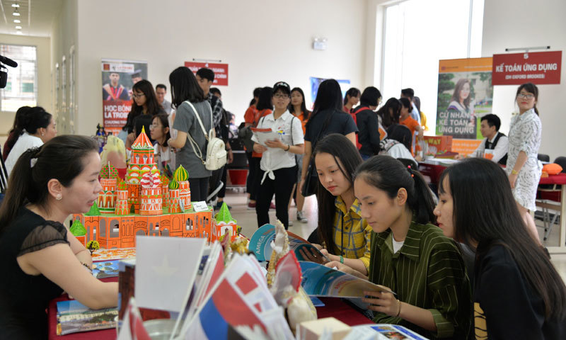 Đại học Hà Nội tuyển sinh 240 chỉ tiêu chương trình đào tạo liên kết quốc tế