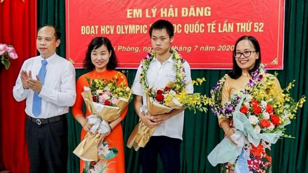 Passion for chemistry helps Hai Phong student set gold standard