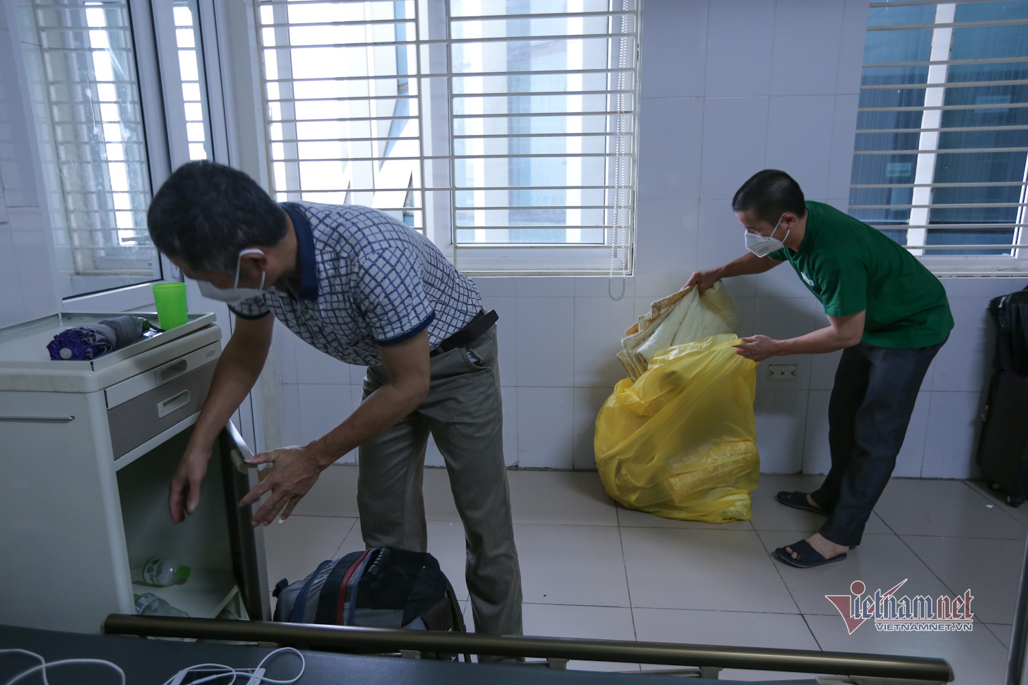 Ảnh ngày hết cách ly của 183 người về từ Guinea Xích Đạo