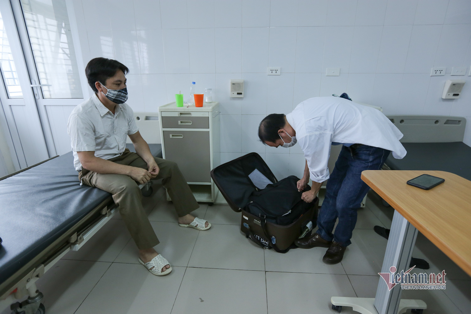 Ảnh ngày hết cách ly của 183 người về từ Guinea Xích Đạo