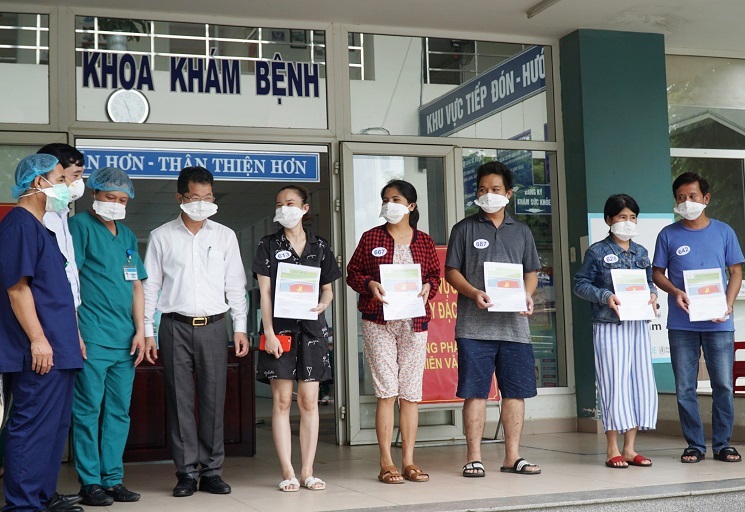 Thêm 5 bệnh nhân Covid-19 ở Đà Nẵng xuất viện