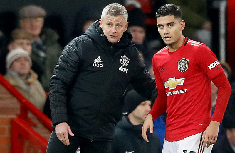 Phớt lờ Solskjaer, tiền vệ Brazil muốn tháo chạy khỏi MU