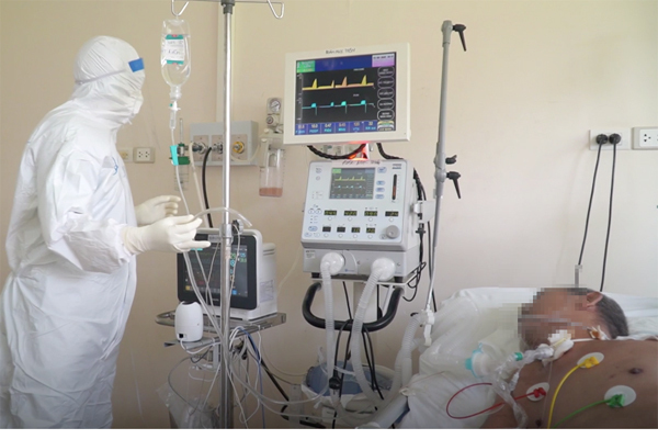 15 bệnh nhân Covid-19 rất nặng, tiên lượng tử vong