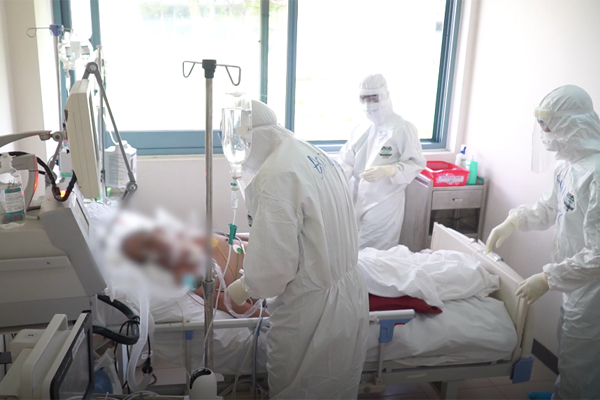 Bảy bệnh nhân Covid-19 nguy cơ tử vong cao, 13 ca khác rất nặng
