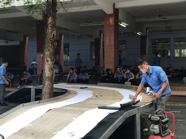 Colleges, vocational training schools face new enrollment quotas