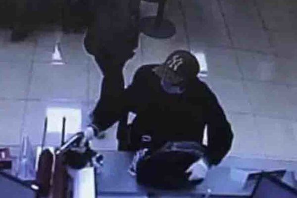Truy tố kẻ nổ súng cướp ngân hàng ở Hà Nội