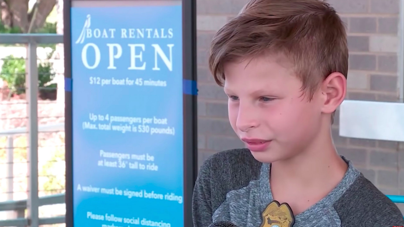 Cậu bé 9 tuổi được hơn 5.000 người làm đơn nhận nuôi