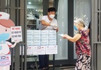 Foreign residents join Da Nang people to fight Covid-19 pandemic