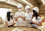 Sinh viên Hà Nội tái chế lõi ngô, bán được 34 tấn trong 2 tháng